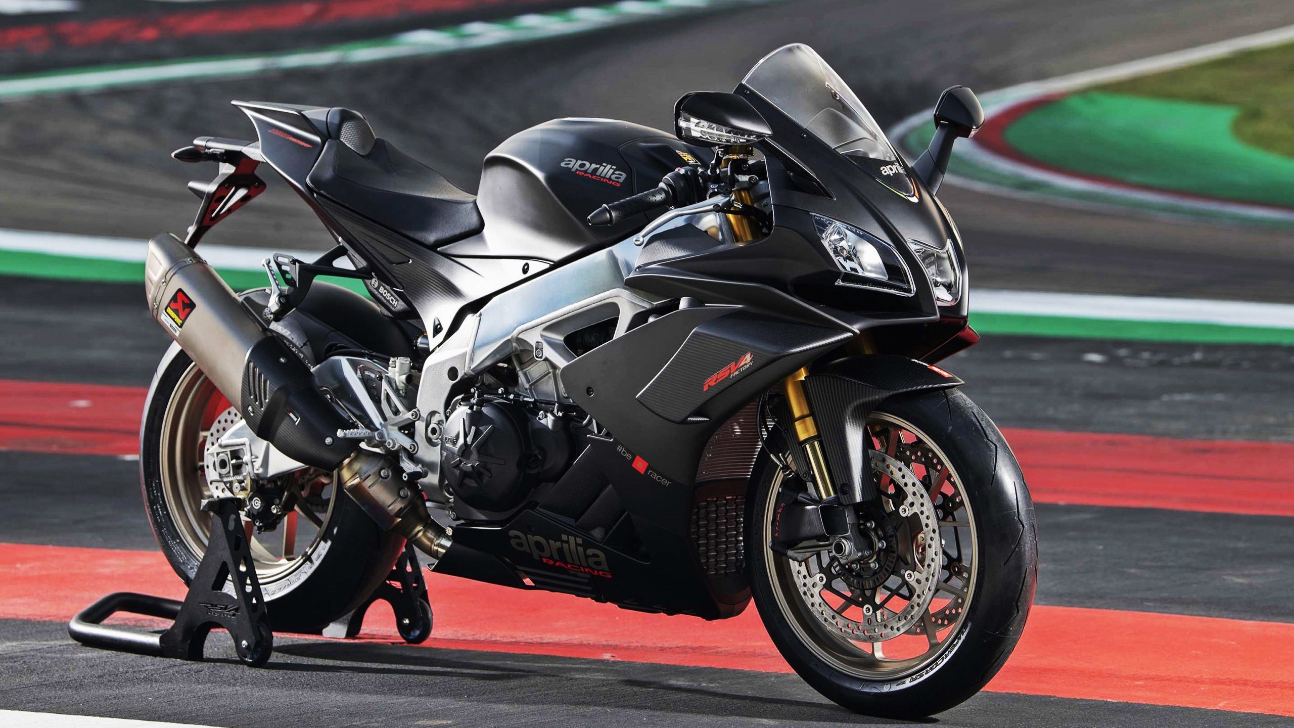 北京青少年篮球夏令营一周内吸引数千学生报名，北京暑期篮球夏令营